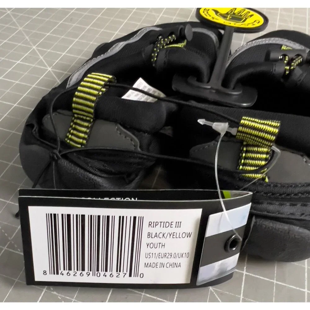 Body Glove Riptide III Boys Size 11 Water Shoes Black/Yellow